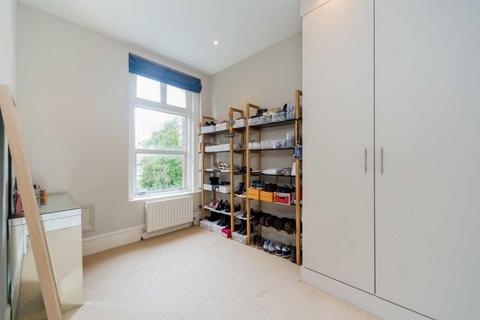 Flat 2, 13 Acol Road, London, NW6 3AA
