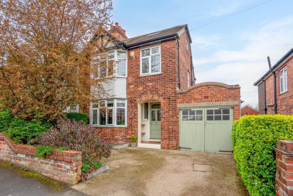 Malvern Avenue, York 3 bed semidetached house for sale £450,000