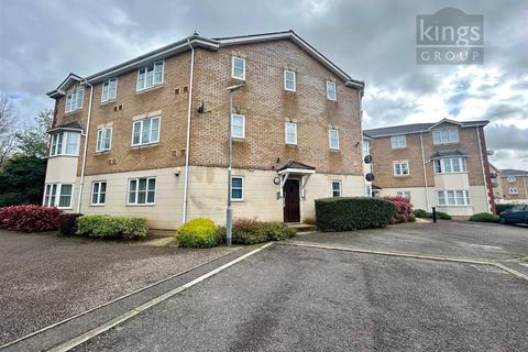 2 bedroom flat for sale, Foxwood Chase, Waltham Abbey