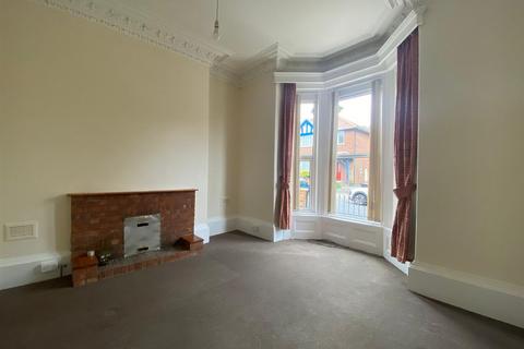 1 bedroom ground floor flat to rent, Oak Road, Scarborough