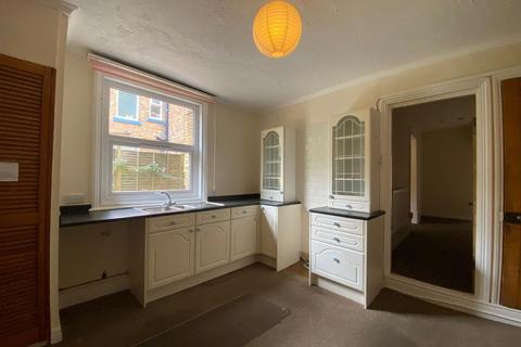 1 bedroom ground floor flat to rent, Oak Road, Scarborough
