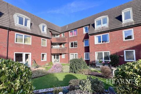 1 bedroom apartment for sale, Ringwood Road, Ferndown, BH22