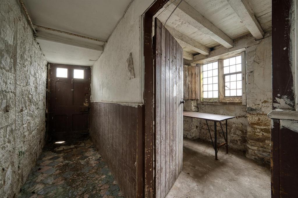 DSC 5132 hdr.jpg