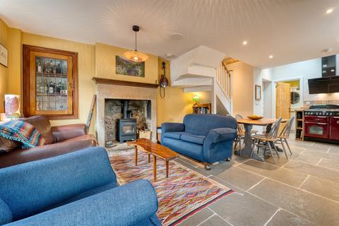 Royce Cottage Buxton Road, Tideswell, Buxton, SK17 8PQ