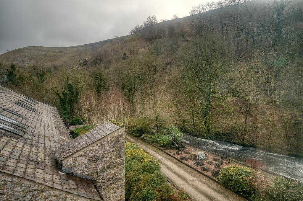 DSC 5580 hdr.jpg