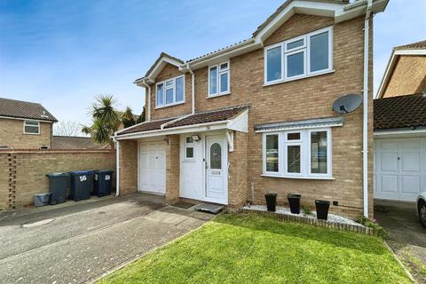 4 bedroom detached house to rent - Primrose Way, Chestfield, Whitstable