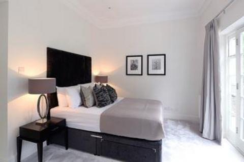 3 bedroom house to rent, Lexham Gardens, London
