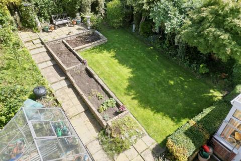 9 Arkwright Close, Darley Dale, Matlock, DE4 2TY