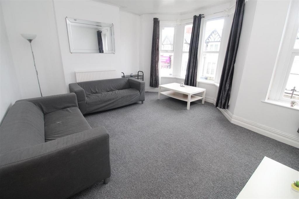 Whitchurch Road - 2 bedroom flat to rent