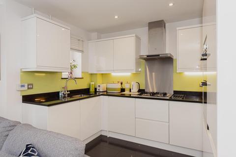 2 bedroom flat for sale, Ottways Lane, Ashtead KT21