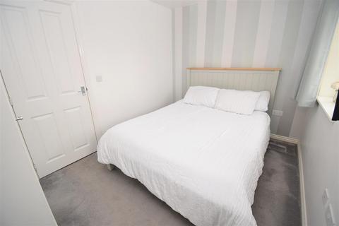 3 Batt Close, Rugby, CV23 0YA