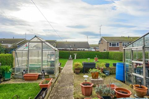 22 Highfield, Withernsea, HU19 2LL