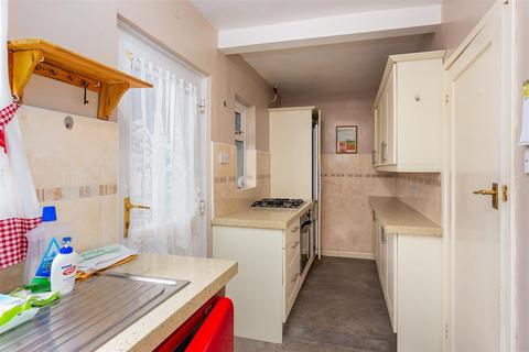 22 Highfield, Withernsea, HU19 2LL