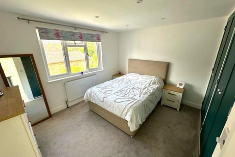 5 bedroom semi-detached house for sale, Parkland Grove, Farnham
