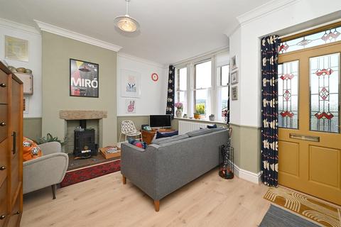 3 bedroom end of terrace house for sale, All Saints Road, Matlock