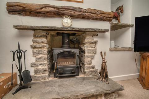 Ivy Cottage Alma Road, Tideswell, Buxton, SK17 8ND