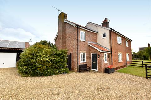 3 bedroom semi-detached house for sale, Gulpher Road, Felixstowe, Suffolk, IP11