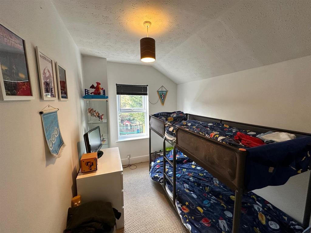 Bedroom 3 (Off Bedroom 2)