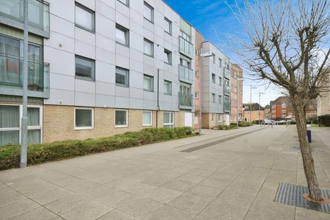 2 bedroom flat for sale, Cray View Close, Orpington BR5