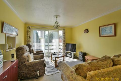 2 bedroom flat for sale, Heighton Close, Bexhill-on-Sea, TN39