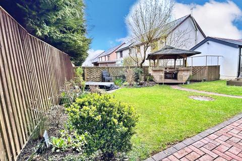 4 bedroom detached house for sale, Clarbeston Road