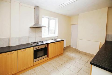 3 bedroom terraced house for sale, County Road, Swindon SN1