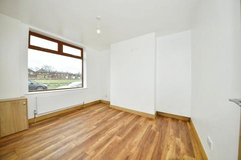 3 bedroom end of terrace house for sale, London Road, Oldham OL1