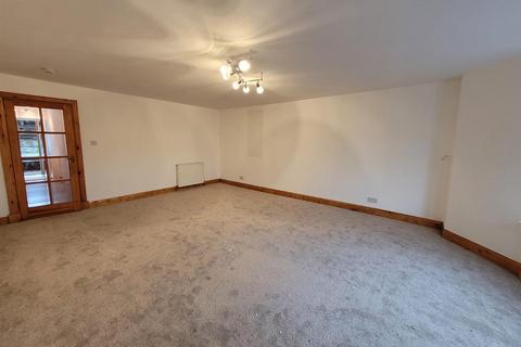 2 bedroom flat to rent, Newark Street, Greenock PA16