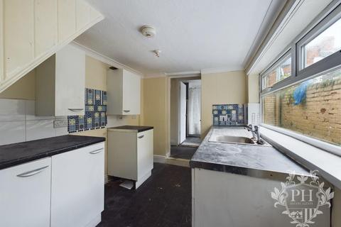 3 bedroom terraced house for sale, Coltman Street, Middlesbrough