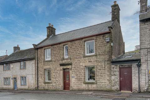 Pembroke House How Lane, Castleton, Hope Valley, S33 8WJ