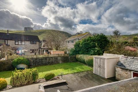 Pembroke House How Lane, Castleton, Hope Valley, S33 8WJ