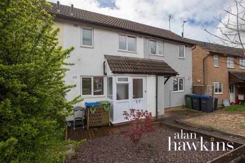 2 bedroom terraced house for sale, Westbury Park, Royal Wootton Bassett SN4 7