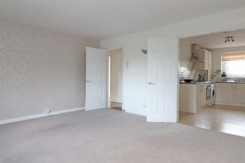 2 bedroom flat for sale, Ridgeway Road, Redhill