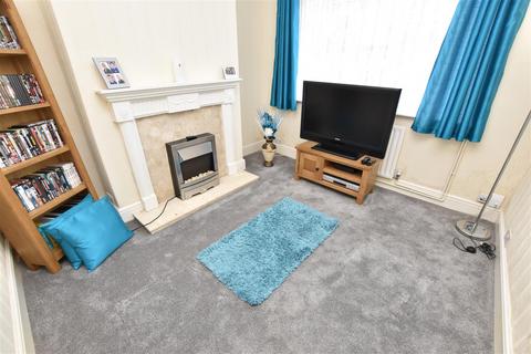 3 bedroom terraced house for sale, Columbia Road, Grimsby DN32