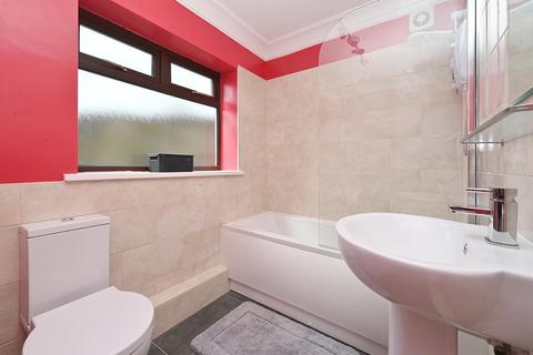 6 Burch Place, Eyam, Hope Valley, S32 5QE