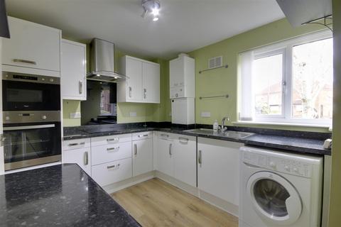 4 Ella Park, Anlaby, Hull, HU10 7EP