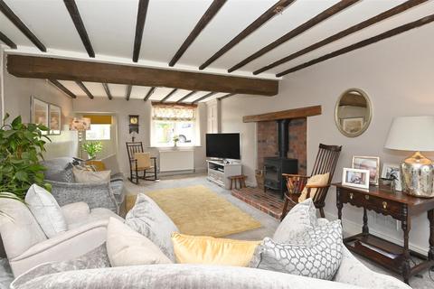 The Dialstone Hill Head, Bradwell, Hope Valley, S33 9HY