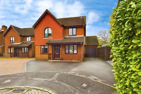 4 bedroom detached house for sale, Pershore Close, Southampton SO31