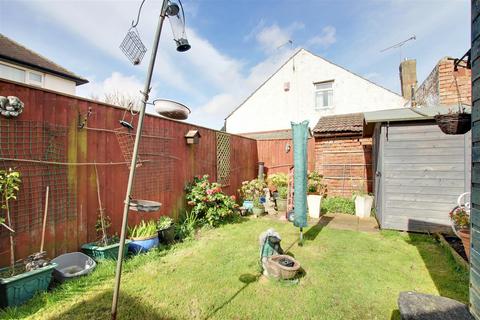 2 bedroom semi-detached house for sale, Knowle Street, Mablethorpe LN12