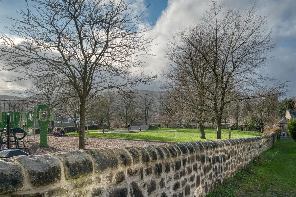 DSC 7090 hdr.jpg