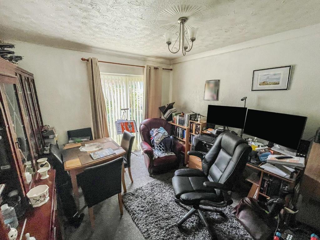 Dining Room.jpg