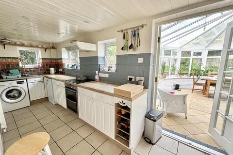 3 bedroom semi-detached house for sale, Middle Road, Poole BH16