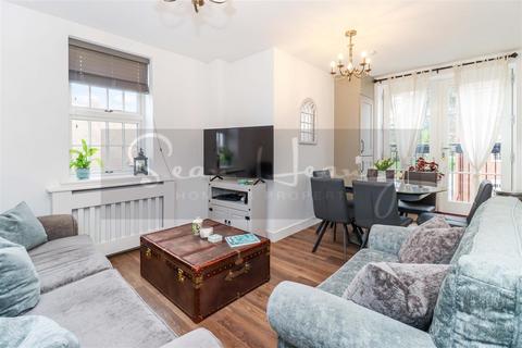 2 bedroom apartment for sale, Collison Avenue, Barnet EN5