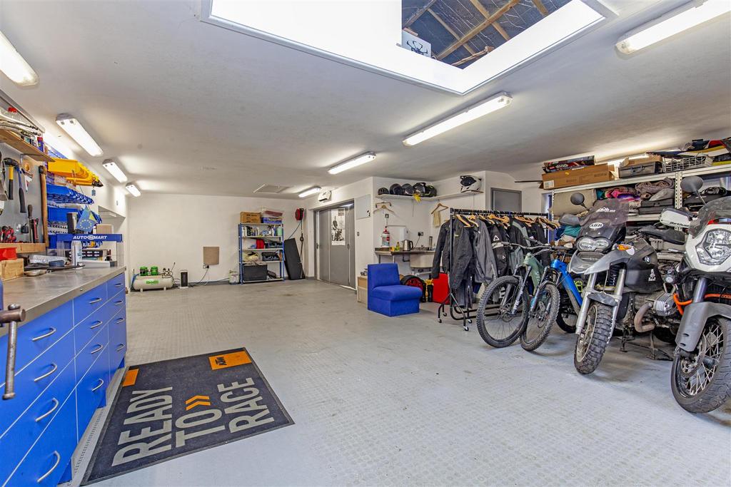 Garage-2