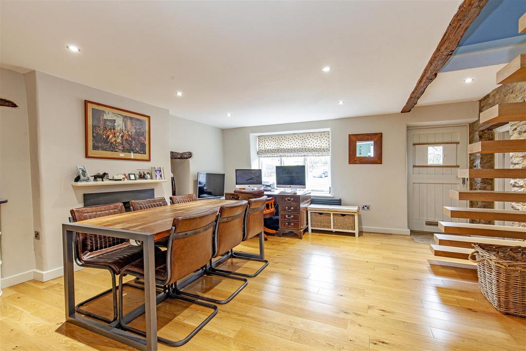 Dining Room-1.jpg