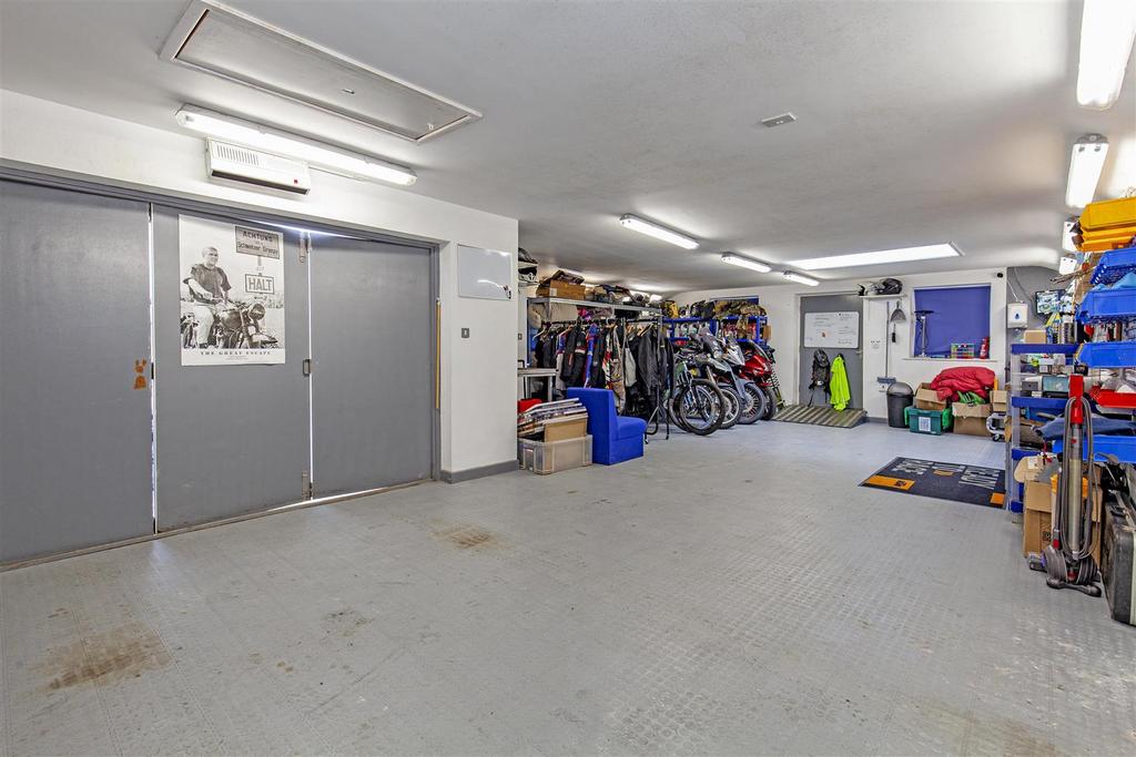 Garage-3.