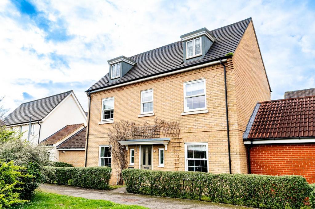 Canon Road, Flitch Green, Dunmow, Essex 5 bed detached house for sale