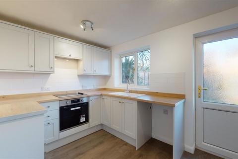 2 bedroom semi-detached house to rent, Byron Way, Stamford