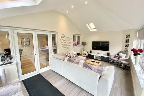 4 bedroom detached house for sale, Rotherhead Drive, Macclesfield