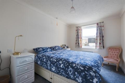 2 bedroom retirement property for sale, Back Lane, Keynsham, Bristol